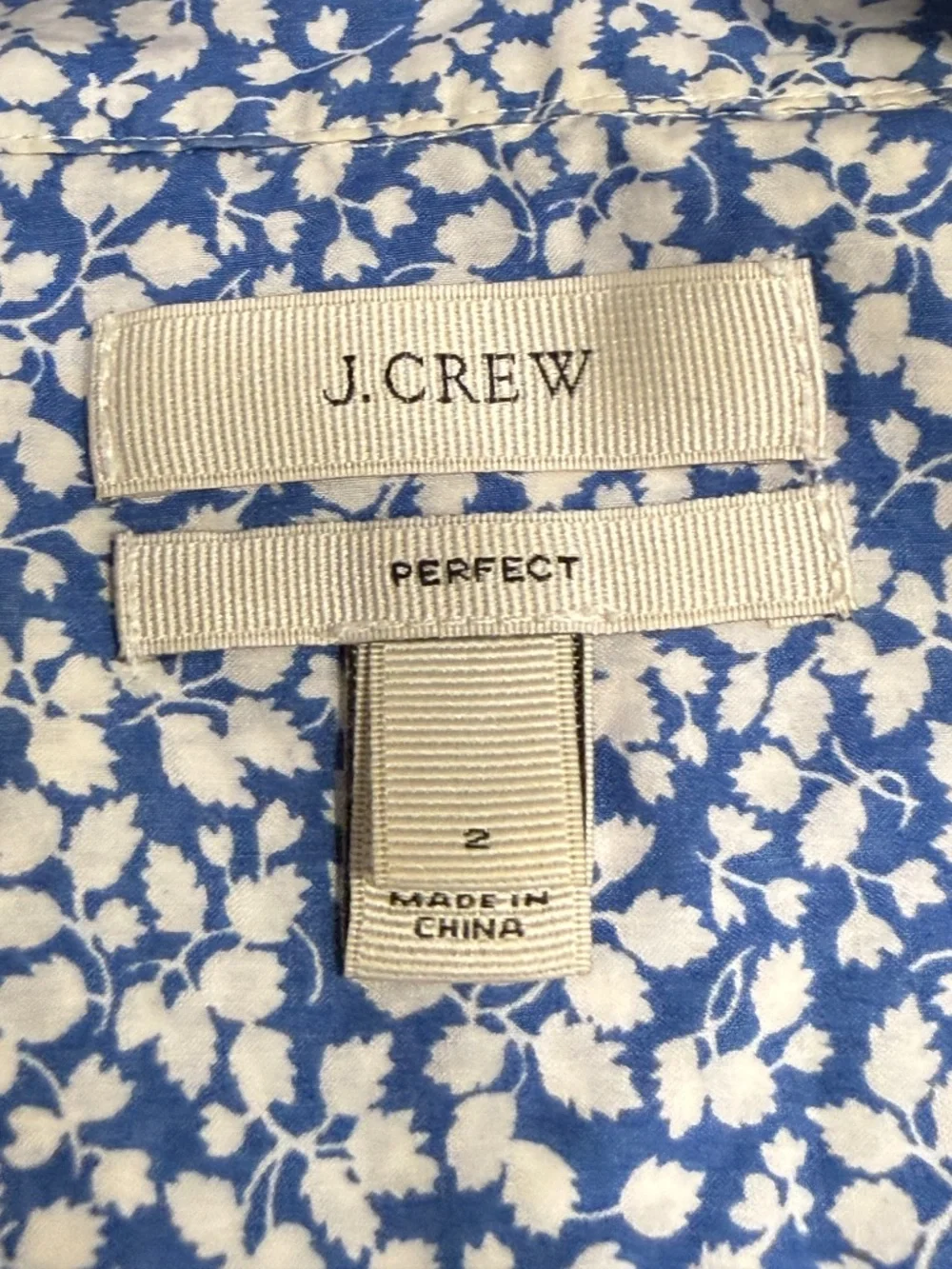 J. Crew Perfect Shirt, Blue and White Floral Long Sleeve Button Down, Size 2 - Picture 4 of 12